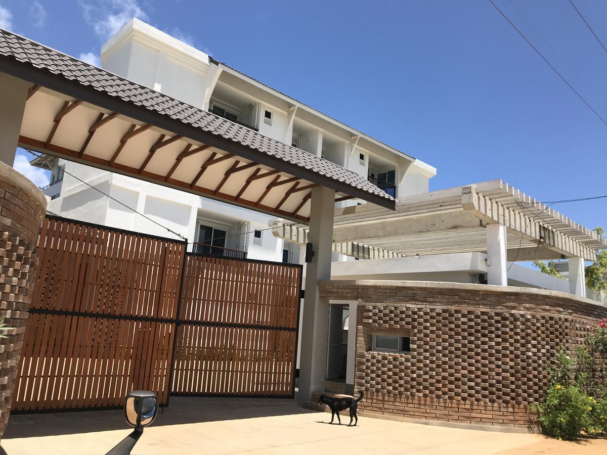Araliya Oceanfront Condos Nilaveli, Trincomalee Extérieur photo